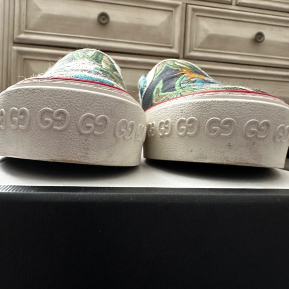 Gucci Multicolor Embroidered Slip-On Sneakers - Picture 4 of 7